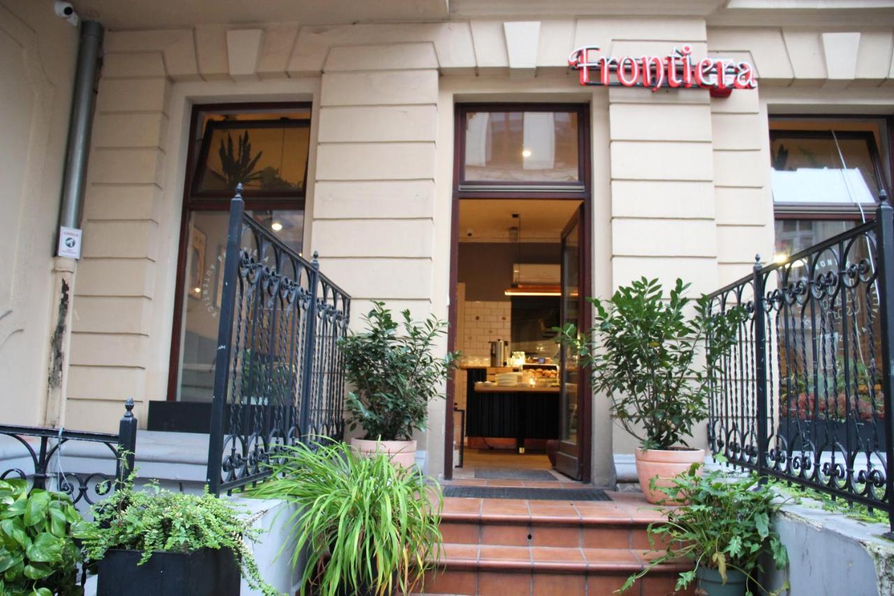 Blooms Inn - City Center Poznan By Friendly Apartments Exterior foto