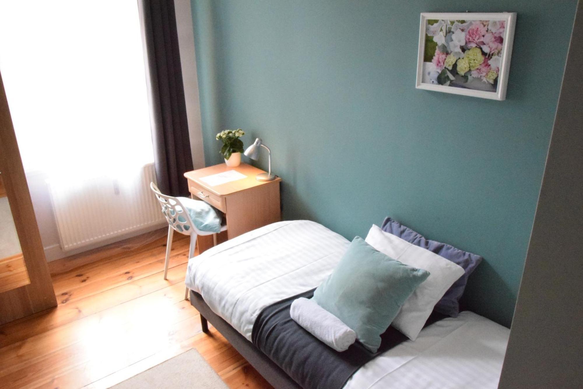 Blooms Inn - City Center Poznan By Friendly Apartments Exterior foto