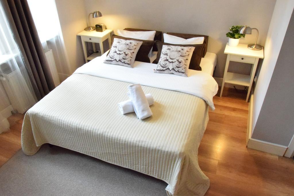 Blooms Inn - City Center Poznan By Friendly Apartments Exterior foto