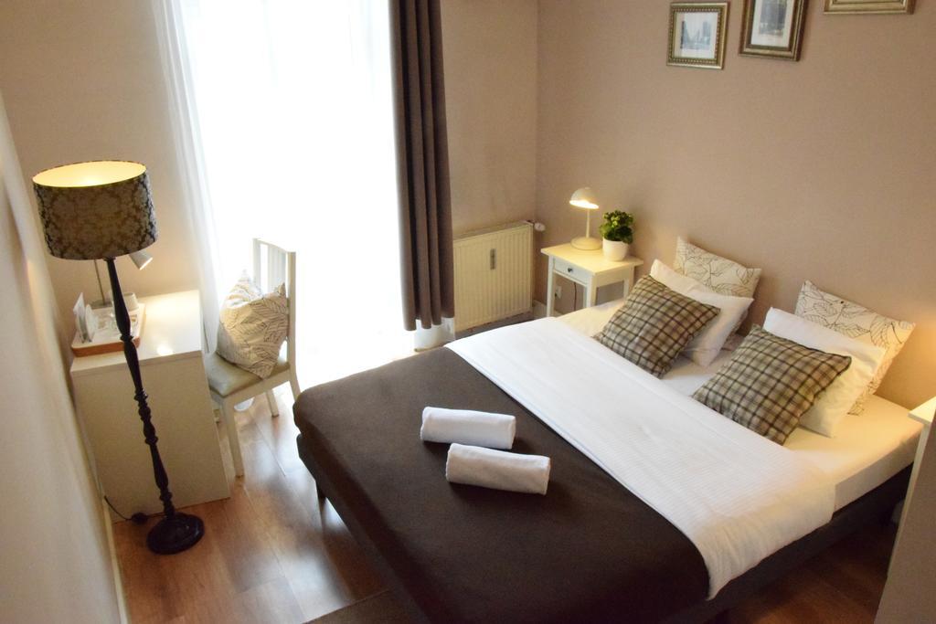Blooms Inn - City Center Poznan By Friendly Apartments Exterior foto