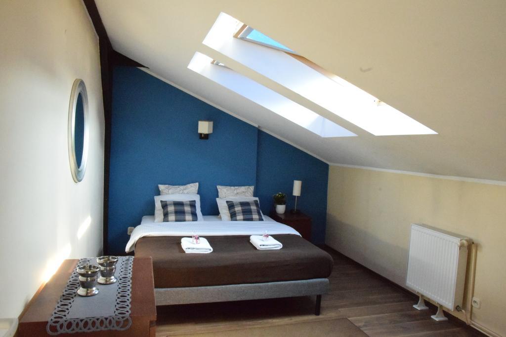 Blooms Inn - City Center Poznan By Friendly Apartments Exterior foto