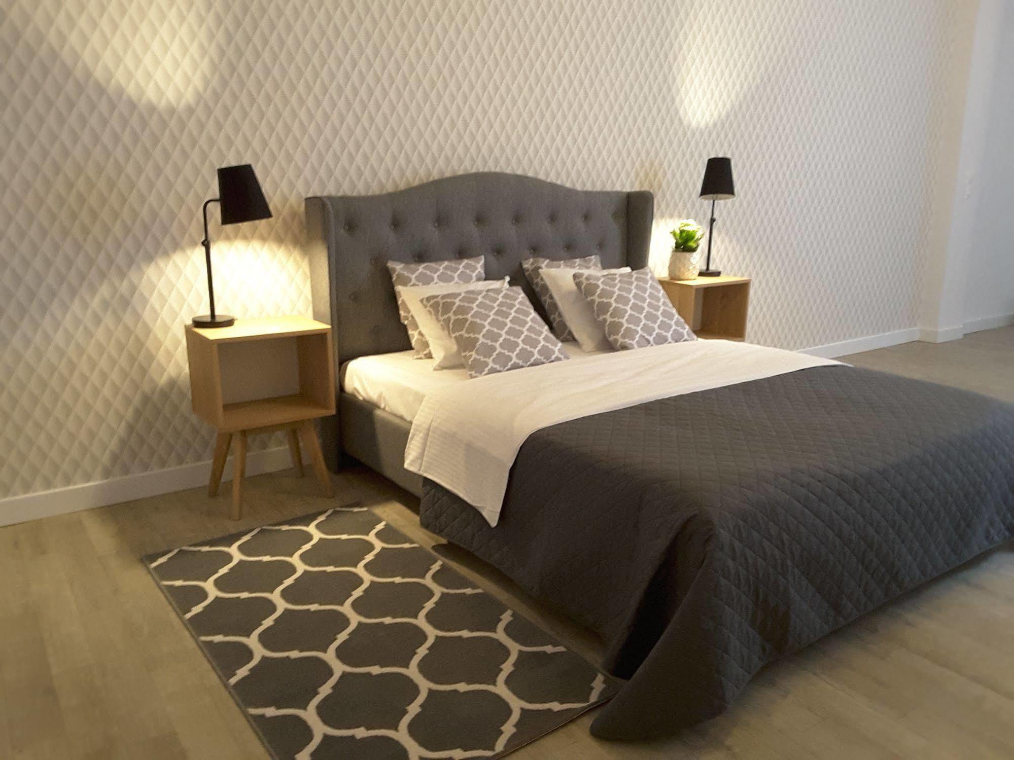 Blooms Inn - City Center Poznan By Friendly Apartments Exterior foto